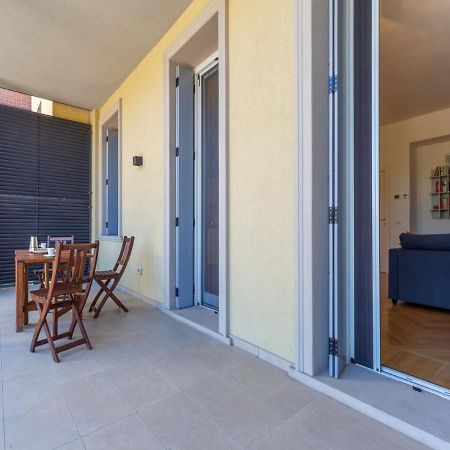 The Best Rent - Spacious Three-Bedroom Apartment With Terrace Milánó Kültér fotó