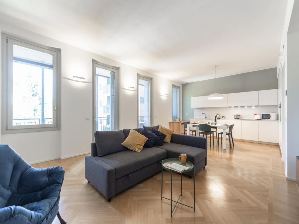 The Best Rent - Spacious Three-Bedroom Apartment With Terrace Milánó Kültér fotó