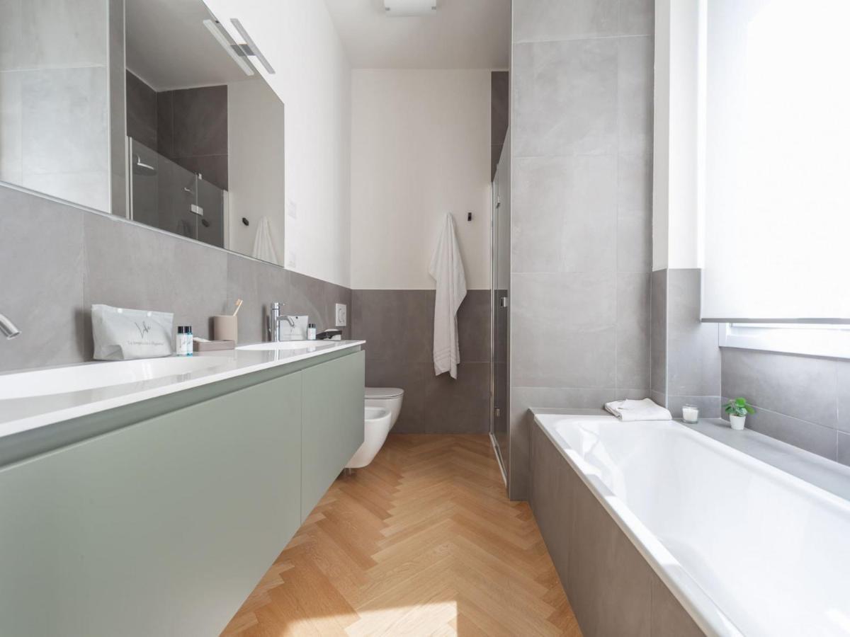 The Best Rent - Spacious Three-Bedroom Apartment With Terrace Milánó Kültér fotó